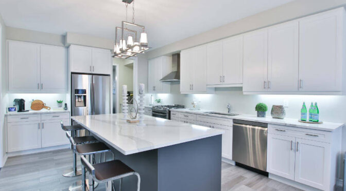 Szklane panele w kuchni wady i zalety